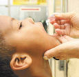 Vacinação contra|pólio no West Plaza