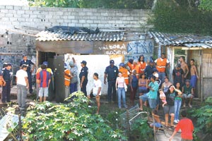 Defensoria bloqueia remoção de favela