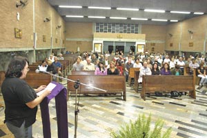 Missa reúne familiares e amigos de Boneli