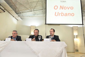 Roberto Simon discute o Novo Urbano no “À Mesa”