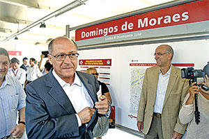 Alckmin entrega modernização de estação