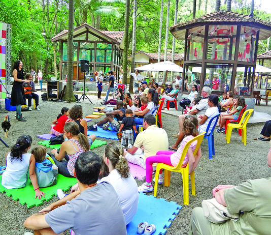 Histórias de em dose dupla no Espaço de Leitura
