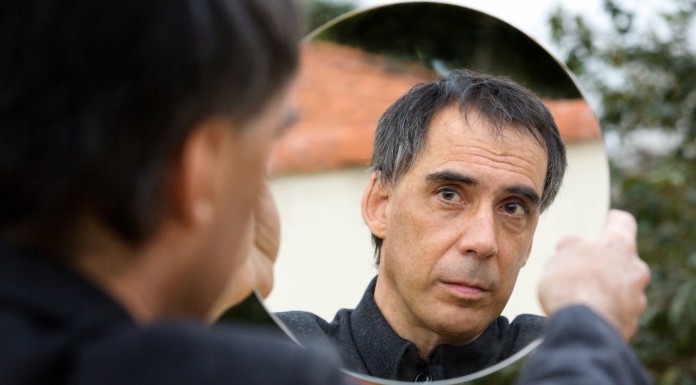 Arnaldo Antunes lança álbum no Sesc Pompeia