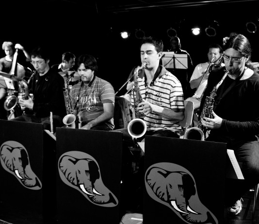 Banda Urbana se apresenta no Central das Artes