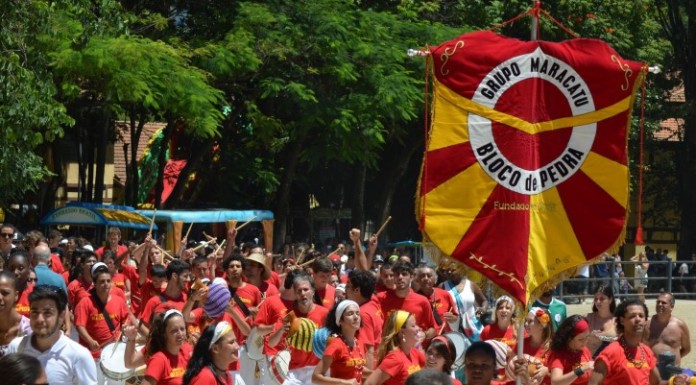 Maracatu Bloco de Pedra celebra 10 Anos no Espaço Serralheria