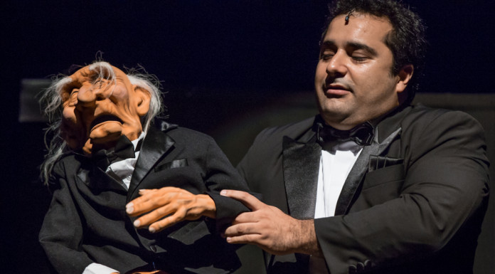 Show de bonecos ganha palco no Teatro UMC