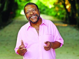 Martinho da Vila encerra programação 2015 do Teatro J. Safra