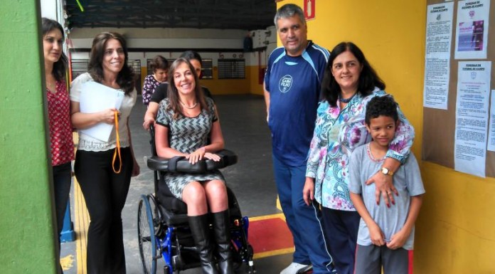 Escola apresenta projeto de inclusão a deputada Mara