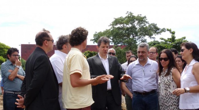 Prefeito visita central de  compostagem da Sub Lapa