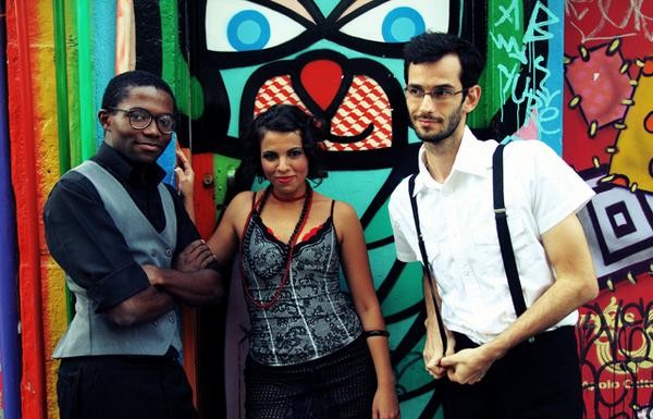 Uma noite de música pop italiana no Serralheria