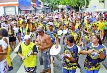 Seis blocos encerram carnaval de rua na região