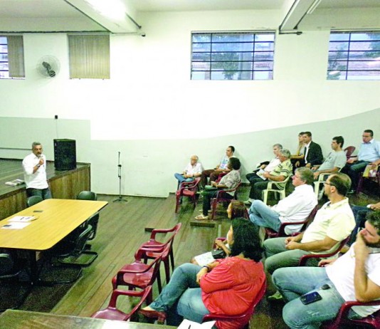 Polêmica marca primeira reunião do Conselho  Participativo