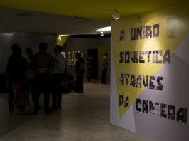 Exposição fotográfica sobre a União Soviética é prorrogada