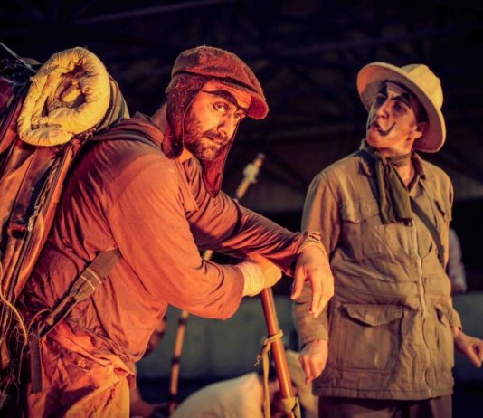 Cia Estável de Teatro encena texto de Brecht na Biblioteca