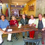 6. O vereador Eliseu Gabriel se reuniu com moradores da Vila Anastácio na terça-feira (14) para conversar sobre o futuro do prédio usado como albergue emergencial para moradores de rua durante a operação Baixas Temperaturas.(Foto: Divulgação)