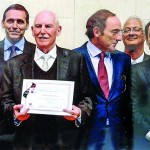 7. O Coronel da PM , juiz do Tribunal de Justiça Militar/SP e morador da região Antonio Augusto Neves recebeu uma homenagem do Conselho da Comunidade Luso-Brasileira do Estado de São Paulo por ter contribuído para o desenvolvimento das relações entre Brasil e Portugal, durante sessão solene realizada na Assembleia Legislativa na sexta-feira (10). (Foto: Divulgação)