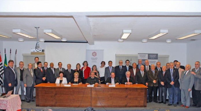 ACSP Distrital Oeste realiza homenagem aos destaques do ano