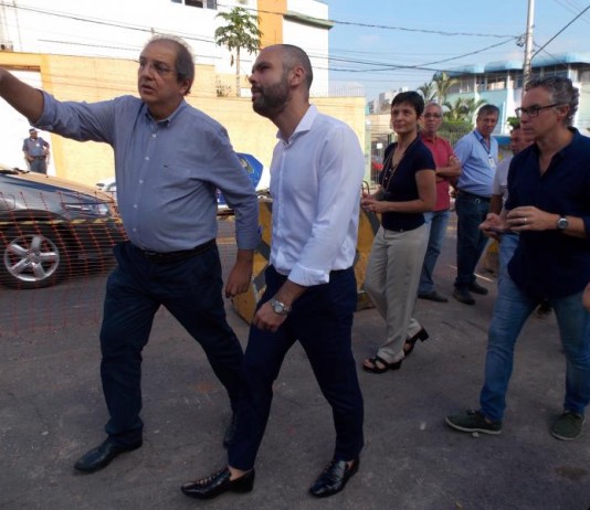 Bruno Covas realiza no Jaguaré sua primeira vistoria de obra como prefeito