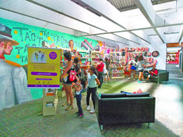 Tendal ganha espaço para doação e retirada de livros