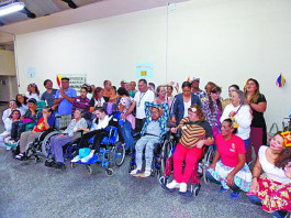 Unidade Lapa da Rede Lucy  Montoro realiza arraiá