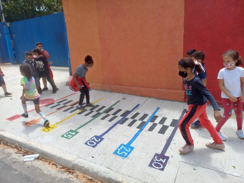 Brincadeira de Criança - Instituto Orange