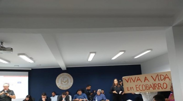 Lúcia Helena Oliveira