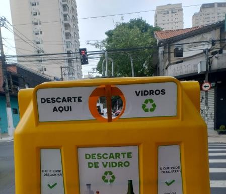 Novo ponto para reciclagem de vidros na Romana