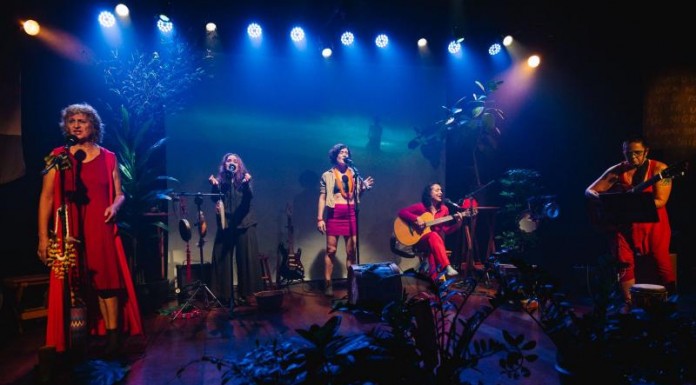 Show-manifesto na Casa Teatro de Utopias expressa visões femininas