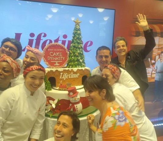 Buddy Valastro, o “Cake Boss”, faz ação em sua loja conceito na Vila Leopoldina