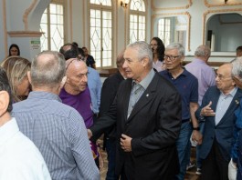Café com subprefeito lota salão do União Fraterna Café com subprefeito lota salão do União Fraterna