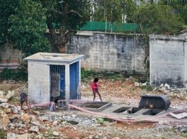 Condomínios organizam abaixo assinado pedindo providências em antigo terreno da CMTC Condomínios organizam abaixo assinado pedindo providências em antigo terreno da CMTC