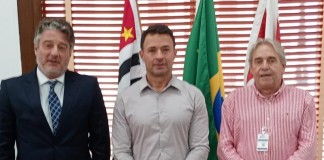 Vice-prefeito Coronel Mello recebe Diretoria da AVL