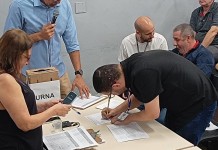 ORÇAMENTO CIDADÃO Proposta de melhoria da iluminação na Avenida Bolonha é a mais cotada para concorrer a verba de R$ 10 milhões ORÇAMENTO CIDADÃO Proposta de melhoria da iluminação na Avenida Bolonha é a mais cotada para concorrer a verba de R$ 10 milhões