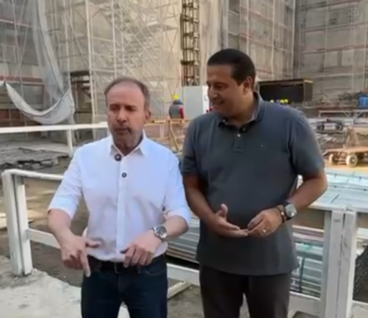 Vereador Fábio Riva e secretário Zamarco visitam obras na região