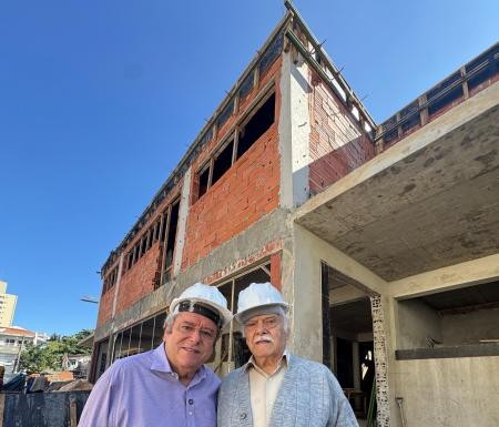 Lideranças e moradores participam de vistoria em obras da UBS Vila Ipojuca