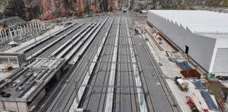 Linha 6-Laranja do Metrô recebe primeiro trem para testes