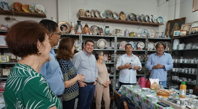 Entidades da região recebem deputado federal Coronel Tadeu