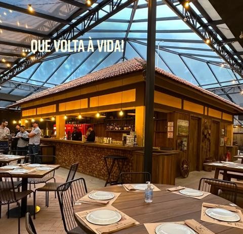 PARQUE DA ÁGUA BRANCA  Hípica Churrascada começa a funcionar após liberação de alvará, mas infringe horário estipulado