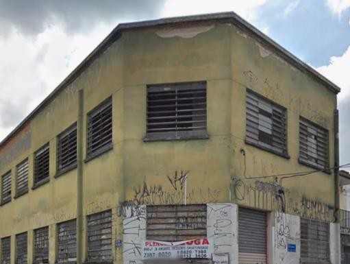 Moradores e escolas se mobilizam contra centro de acolhida na Lapa