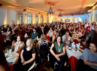 Festa do centenário do União Fraterna reúne mais de 400 convidados