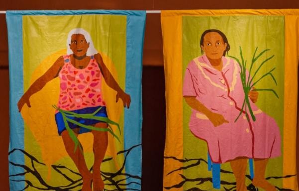 Mostra une três continentes do Sesc Pompeia