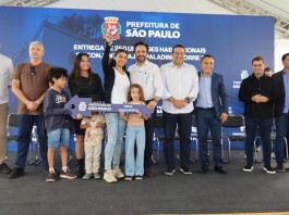 Prefeito entrega mais 250 moradias no Conjunto Major Paladino