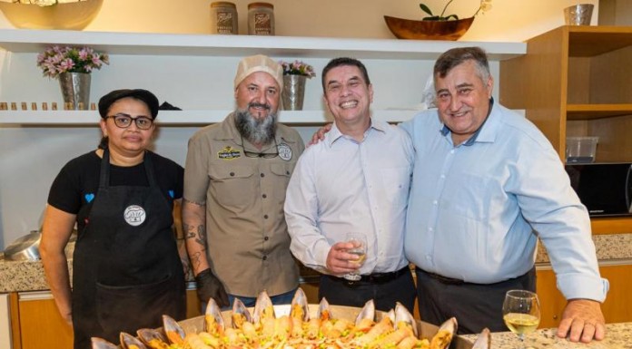 AVL reúne associados e convidados em evento de confraternização