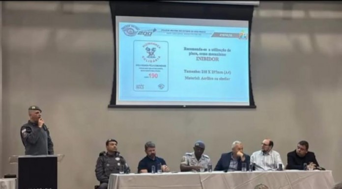 4º Batalhão homenageia tutores do Programa Vigilância Solidária