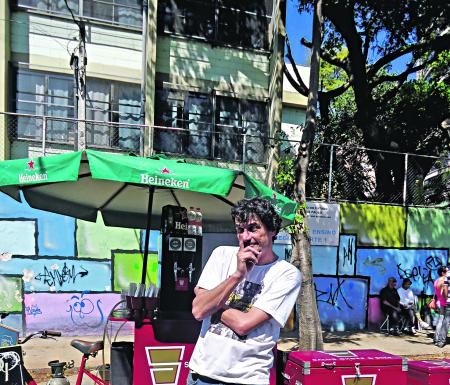 Morre Cléber Falcão, idealizador da Feira da Pompeia