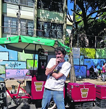 Morre Cléber Falcão, idealizador da Feira da Pompeia