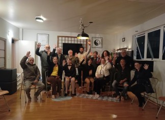 Encontro da Sociedade Amigos da Hamburguesa apresenta novo administrador
