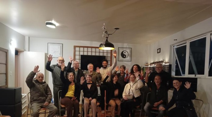 Encontro da Sociedade Amigos da Hamburguesa apresenta novo administrador