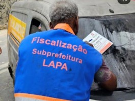 Sub Lapa faz ação para fiscalizar veículos abandonados