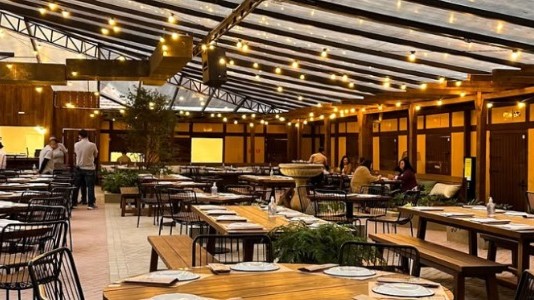 PARQUE DA ÁGUA BRANCA  Churrascaria recebe alvará para funcionar permanentemente
